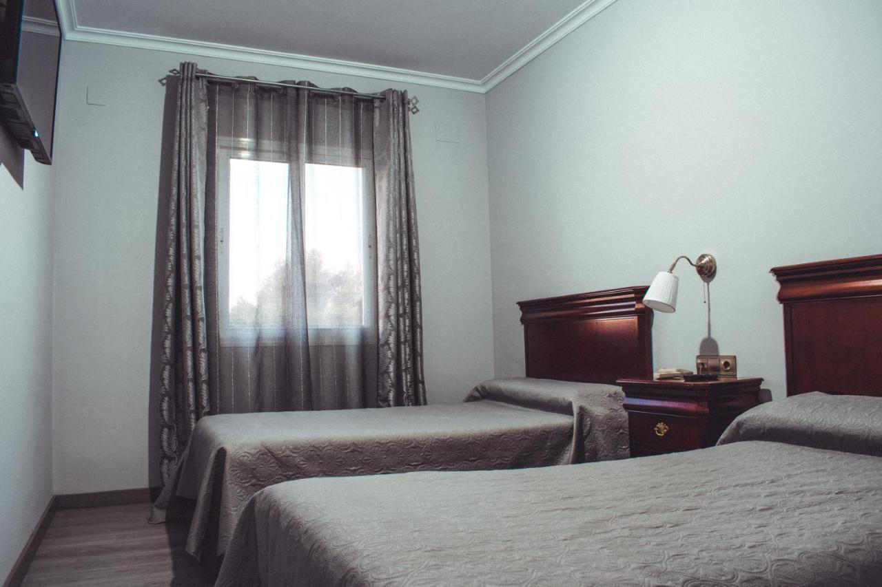 La Morona Hotel Morón de la Frontera Extérieur photo